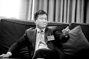 苏宁电器董事长张近东：电子商务不能玩忽悠