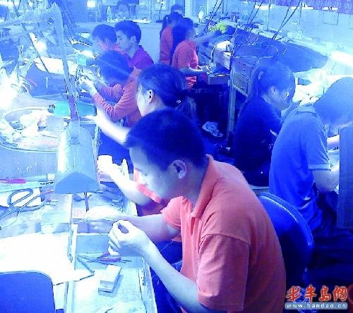钻戒加工暴利黑幕：万元钻戒造价不足三千(图)