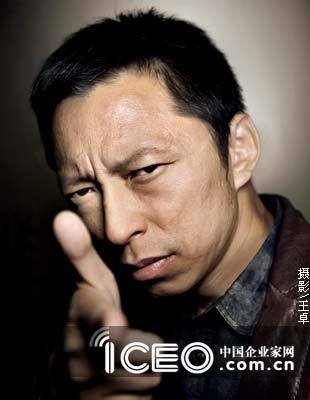 搜狐CEO张朝阳谈微博：及时准确独家是关键